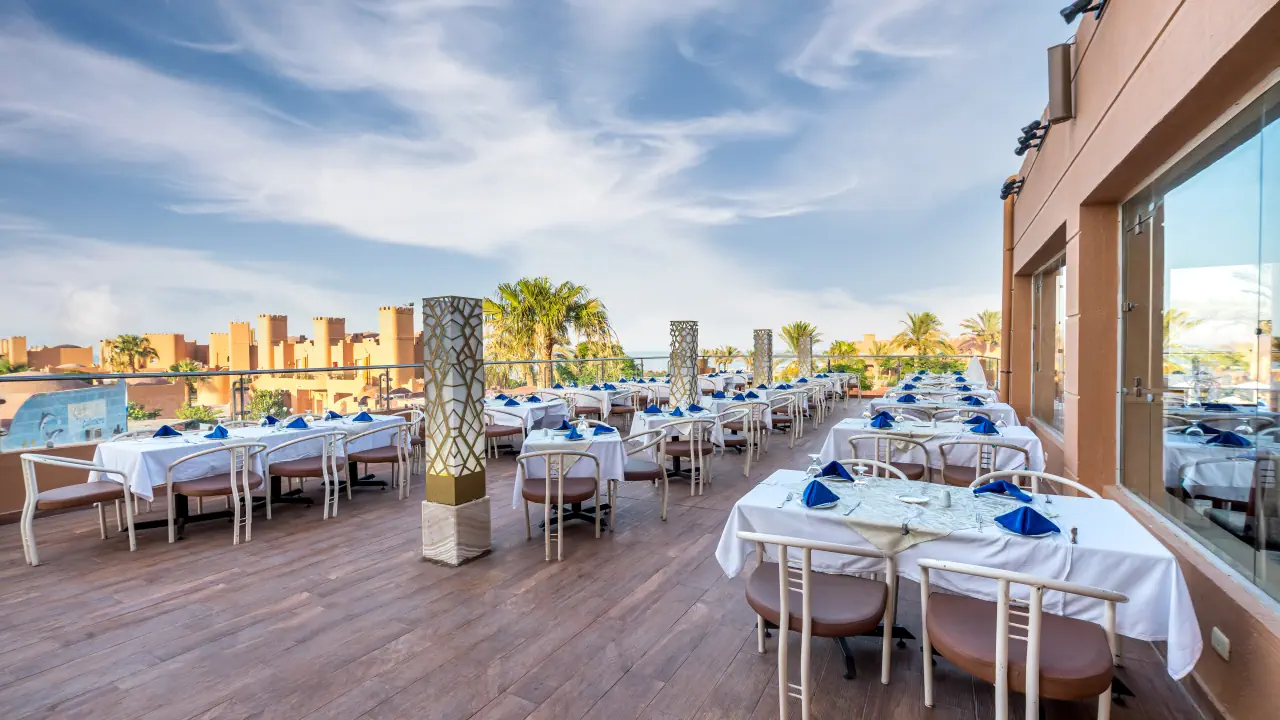 الفندق أكاسيا سويس ريزورت - القصير